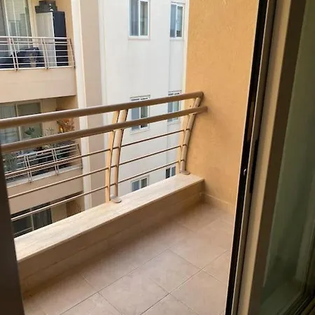 Large 3 Bedroom In Swieqi *