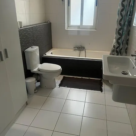 Large 3 Bedroom In Swieqi Апартаменты Is-Swieqi